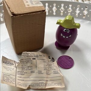 Vintage 1971 Pillsbury’s Funny Face Goofy  Grape Walker Toy in original package